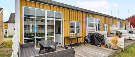 บริเวณภายนอก