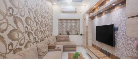 Apartment (2 Bedrooms) | Living area | TV