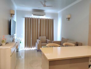 Luxury Apartment | Living area