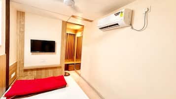 Ropa de cama de alta calidad y escritorio