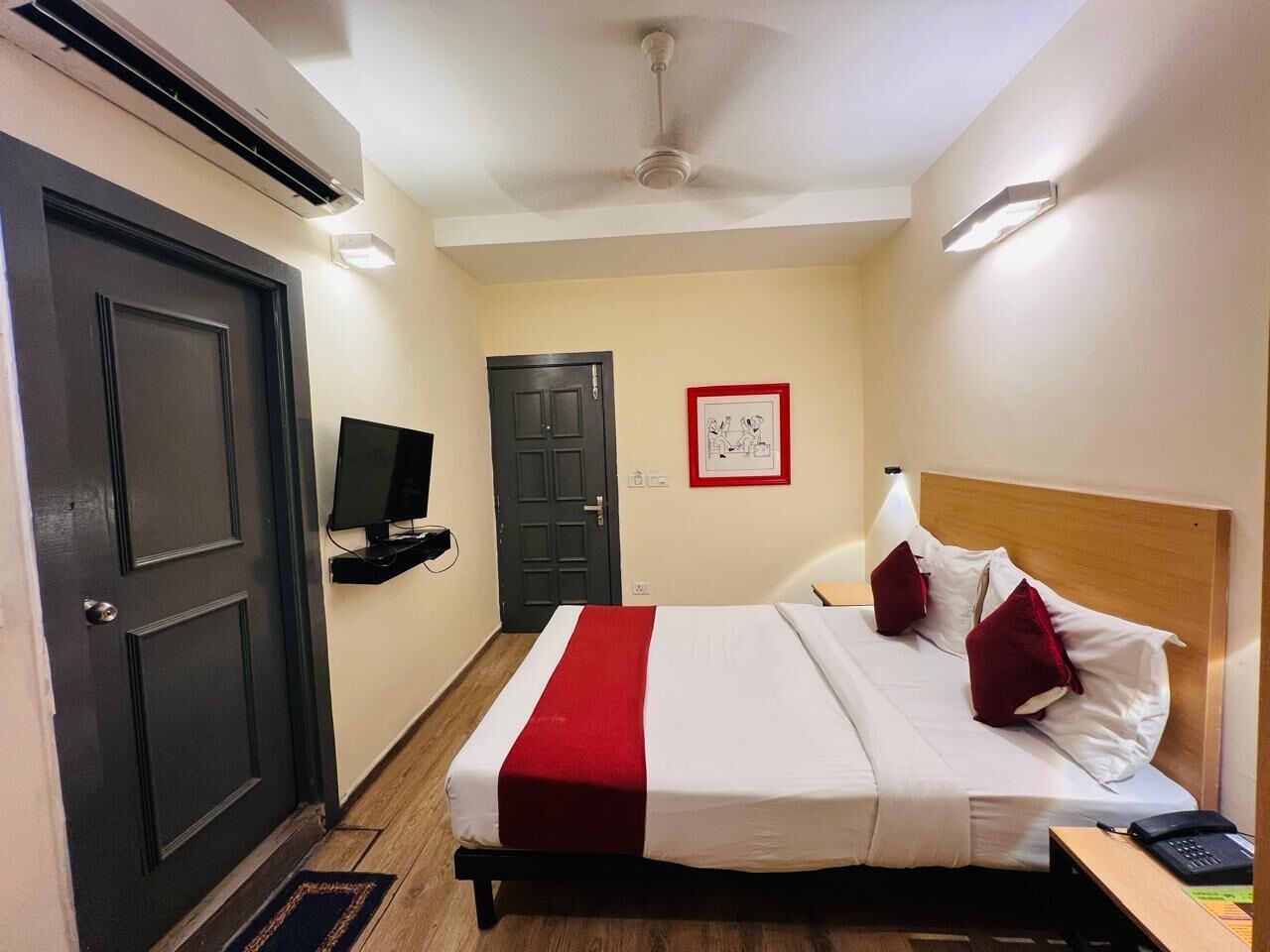 Deluxe Room | Free WiFi