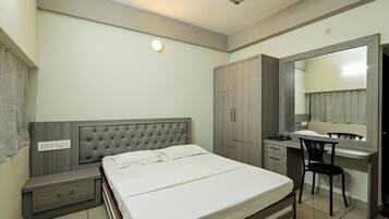 Classic Double Room, City View | Desk, laptop workspace, free WiFi, bed sheets