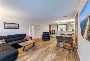 TV - Modern basement apartment with terrace (Heringsdorf)