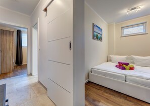 Iron/ironing board, WiFi - Modern basement apartment with terrace (Heringsdorf)