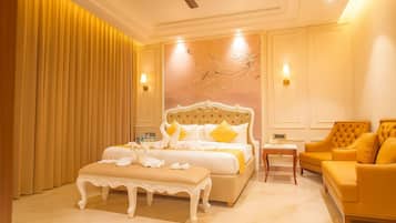 Presidential Single Room | Desk, laptop workspace, free WiFi