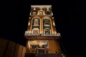 Front of property - Hotel Crown Palazzo  (Ludhiana)