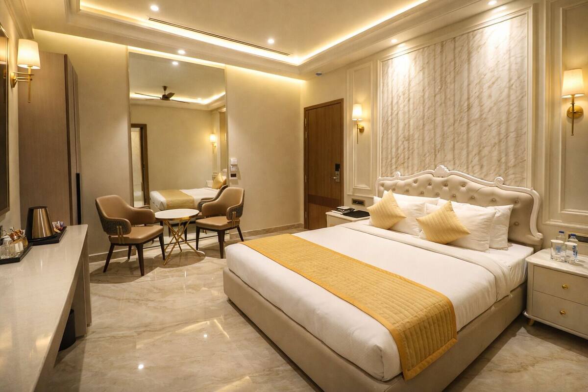 Club Single Room | Desk, laptop workspace, free WiFi