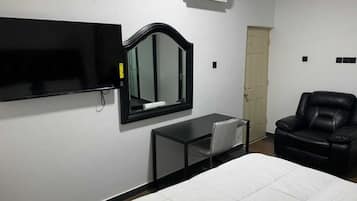 Kahden hengen deluxe-huone, näköala pihalle | Ilmainen Wi-Fi