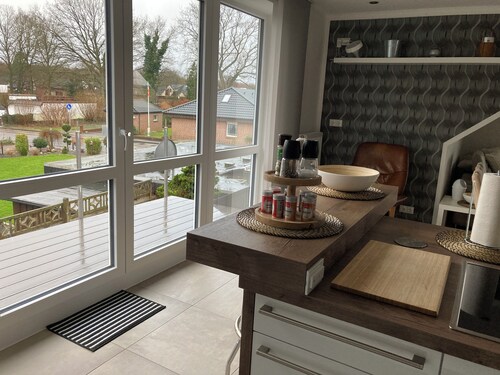 Quiet apartment, good for walking and shopping in the outlet center.