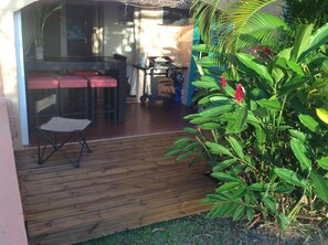 Outdoor dining - Anse Caritan plage saint Anne studio (Sainte-Anne)
