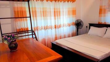 Desk, laptop workspace, free WiFi