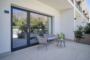 Comfort-lejlighed - udsigt til pool | Udsigt fra værelset