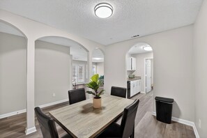 Dining - Stylish 2BR/2BA with room to unwind (Stockbridge)