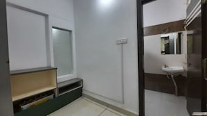 Deluxe Double Room | Premium bedding, desk, laptop workspace, soundproofing - Hotel S M INN near Temple & Main Places (Ujjain)