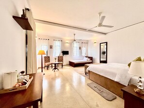 Habitación triple Deluxe | Servicios de la habitación