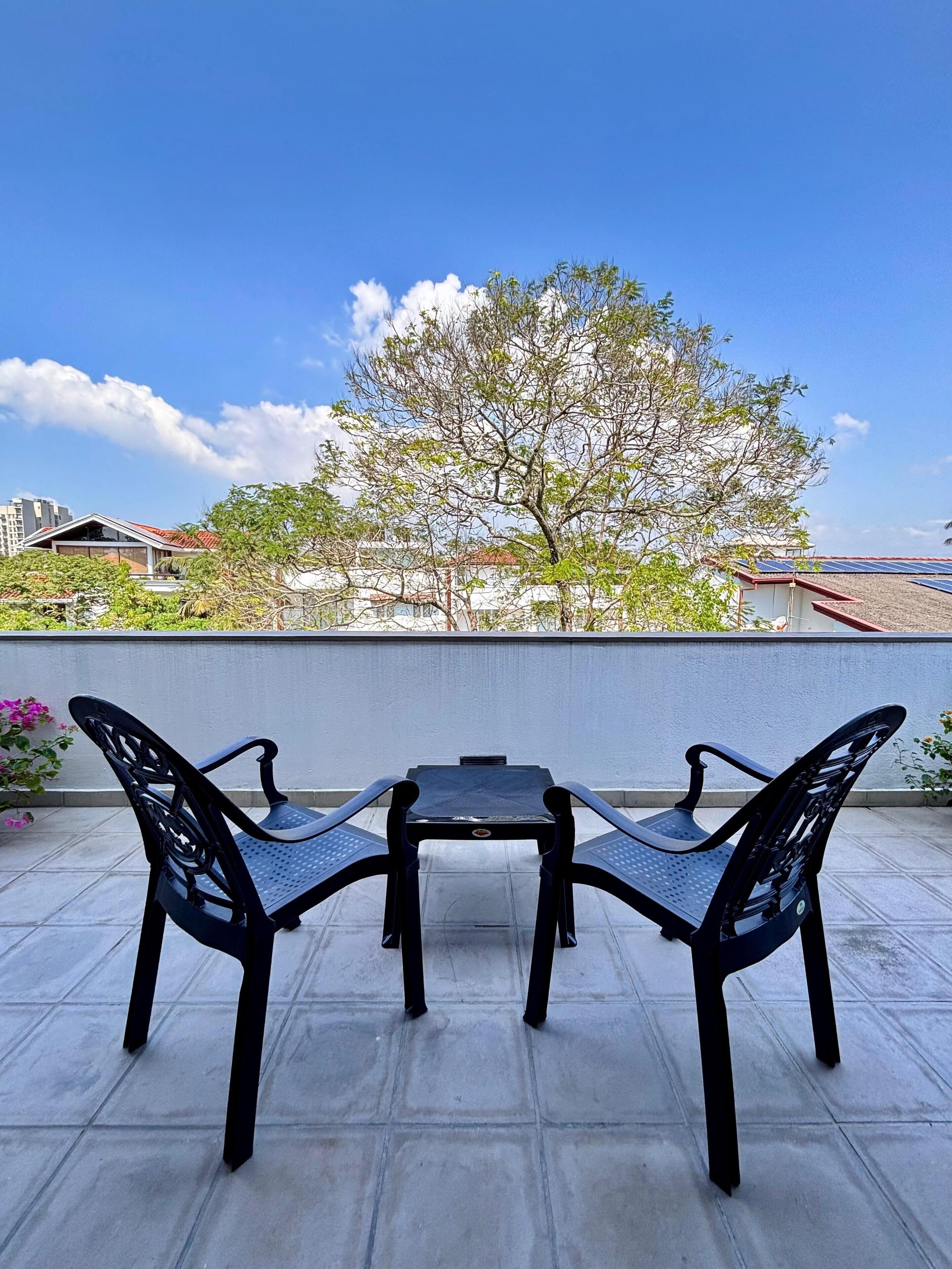 Signature Double Room | Desk, laptop workspace, free WiFi