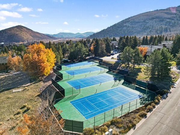 Sports court - Ski Steps Away: Canyons Resort Ski-in Condo (Park City)