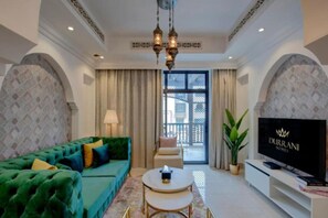 TV - Durrani Homes - Souk Al Bahar Besides Burj khalifa (Dubai)