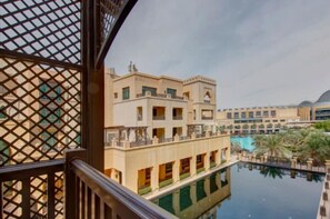 Interior - Durrani Homes - Souk Al Bahar Besides Burj khalifa (Dubai)