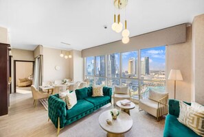 Smart TV - Durrani Homes-Grandiose 4 BR besides Burj Khalifa (Dubai)