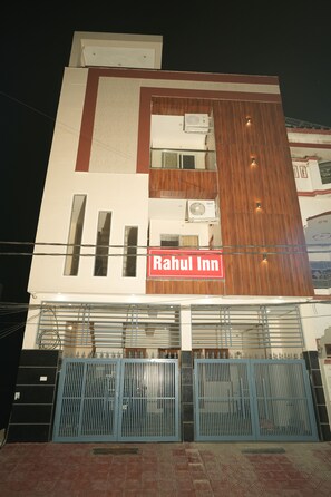 Exterior - Hotel Rahul inn  (Lucknow)