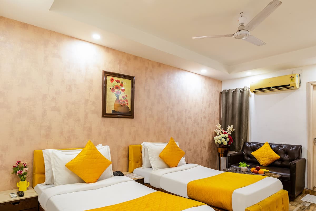 Deluxe kamer | Een bureau, een laptopwerkplek, gratis wifi