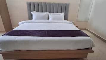 华丽双人房 | 办公桌、免费 WiFi