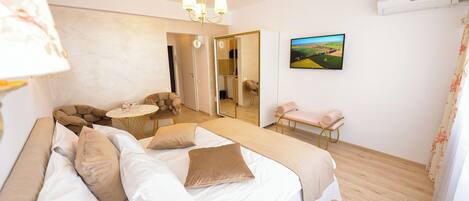 Silitysrauta/-lauta, internet, vuodevaatteet