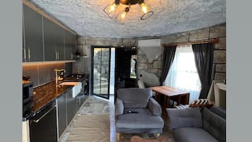 Luxury-Villa, Poolblick | Eigene Kochnische | Großer Kühlschrank, Mikrowelle, Ofen, Herdplatte