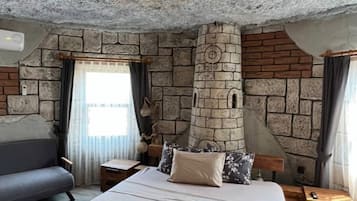 Luxury-Villa, Poolblick | Hochwertige Bettwaren, individuell dekoriert, individuell eingerichtet