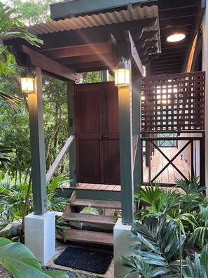 Exterior detail - 🌿 Private Ocean View Villa Near Brewer’s Bay Beach | Hillside Retreat (GreenBanks)