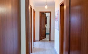 Interior - 3 bed flat in Lido, touristic area of Funchal (Funchal)