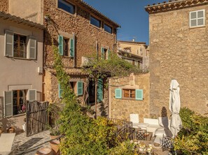Property grounds - Can Sabuba (Deia)