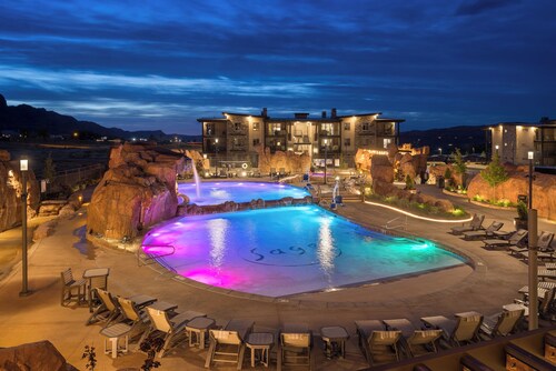 New Listing! Lazy River + Resort Living | Near Slickrock & Sand Flats