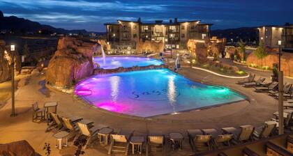 New Listing! Lazy River + Resort Living | Near Slickrock & Sand Flats