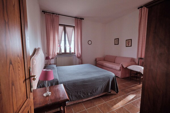 Room - Belvedere Apartment - Peacock Farmhouse (Castiglione della Pescaia)