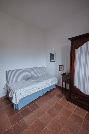 Interior - Belvedere Apartment - Peacock Farmhouse (Castiglione della Pescaia)