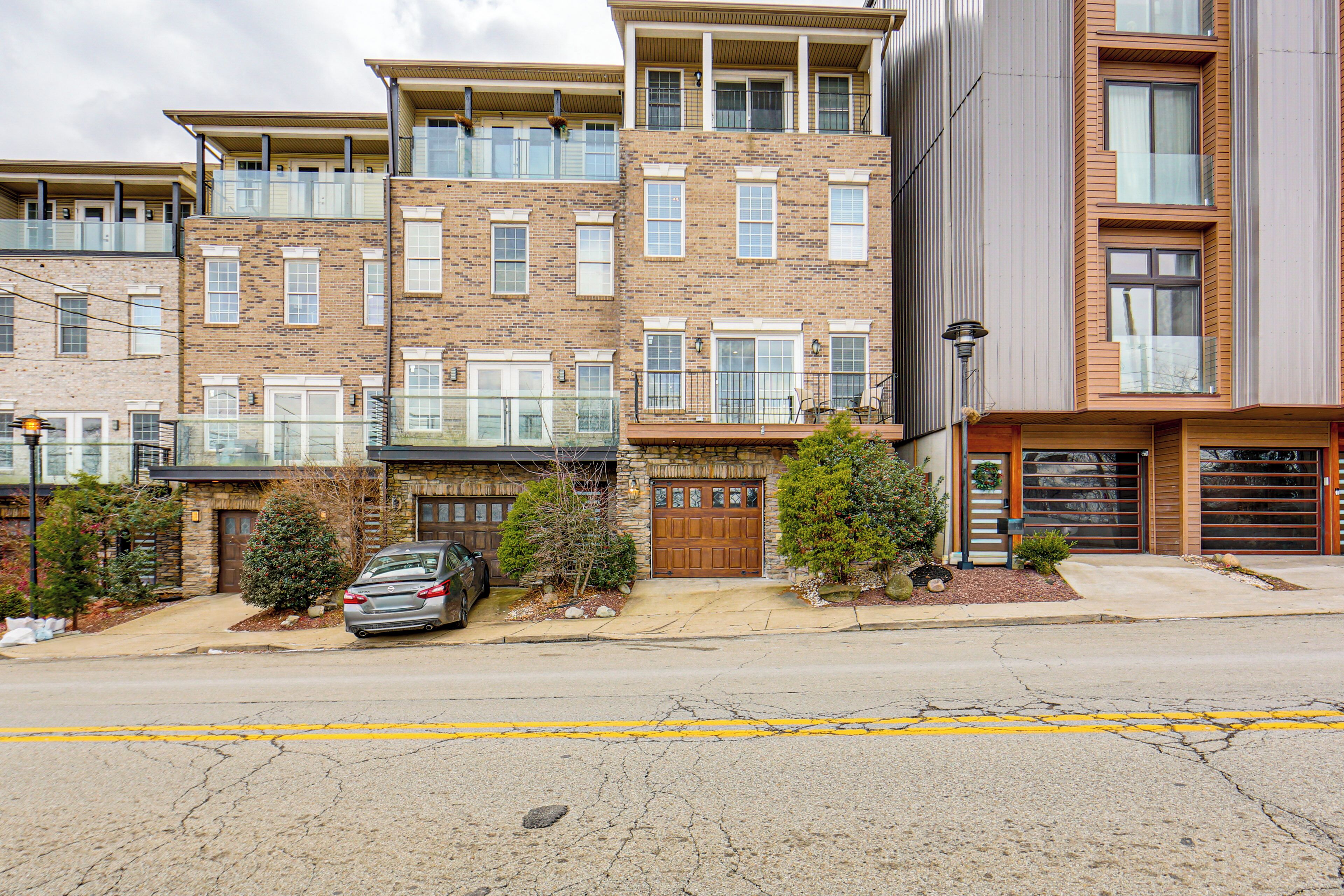 Apartment (2 Bedrooms) | Front of property