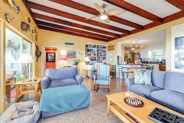 House (4 Bedrooms) | Interior - Lake Harris Retreat: 2 Docks & Kayaks! (Leesburg)