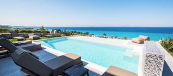 Spacious Luxury Villa for Families & Groups