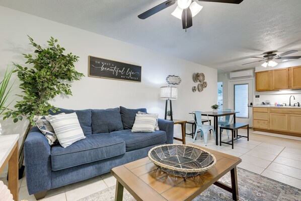 Apartment (2 Bedrooms) | Interior - 1/2 Mi to St. Lucie River: Treasure Coast Home (Stuart)