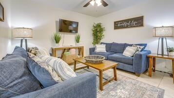 Căn hộ (2 Bedrooms) | Mặt tiền nơi lưu trú