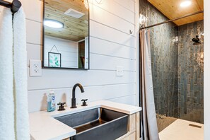 Rumah (1 Bedroom) | Interior