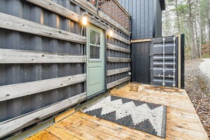 House (1 Bedroom) | Interior - Secluded Red River Gorge Cabin w/ Rooftop Deck! (Campton)