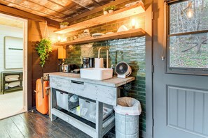 House (1 Bedroom) | Interior - Secluded Red River Gorge Cabin w/ Rooftop Deck! (Campton)