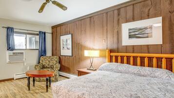 Apartment (0 Bedroom) | Interior