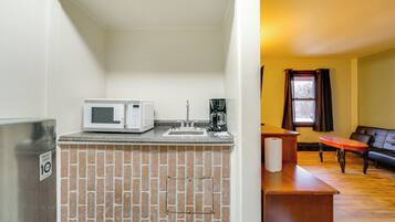 Apartment (0 Bedroom) | Bahagian dalam