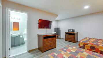 Apartment (0 Bedroom) | Interior