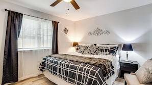 Talo (4 Bedrooms) | Sisätilat