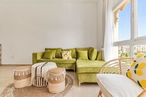 House - Stayshort - 1 Bed in Dubai Land That Sleeps 4 With Balcony (Dubai)